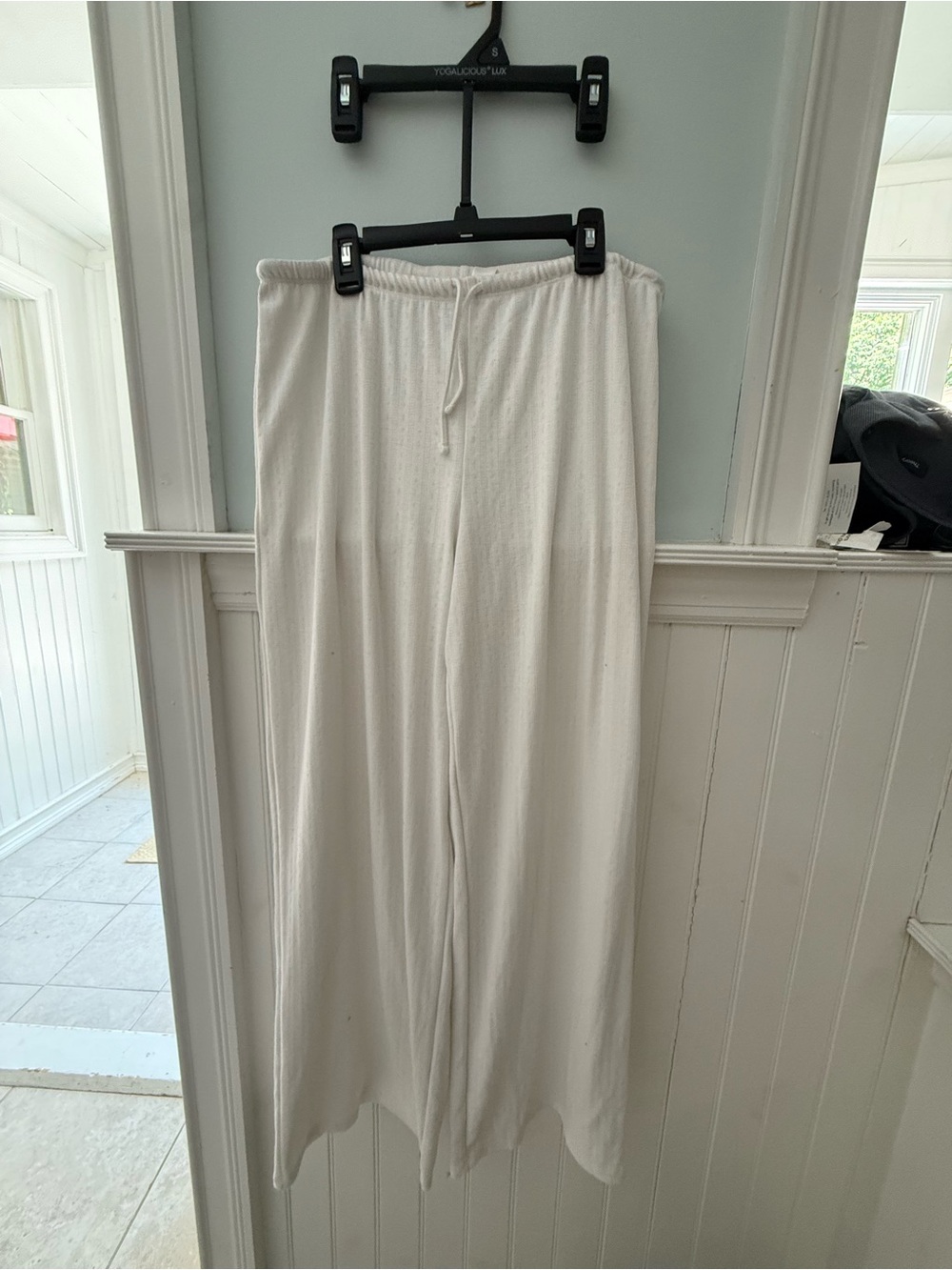H&M Lightweight White Lounge Pants with Drawstring